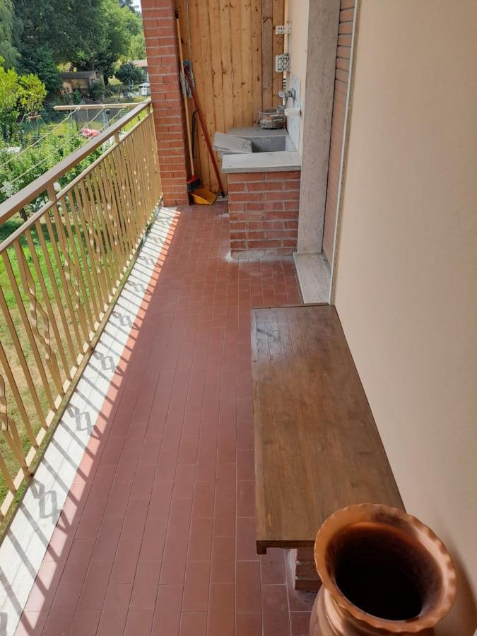 הוילה קאפאנורי Casa Camelia מראה חיצוני תמונה