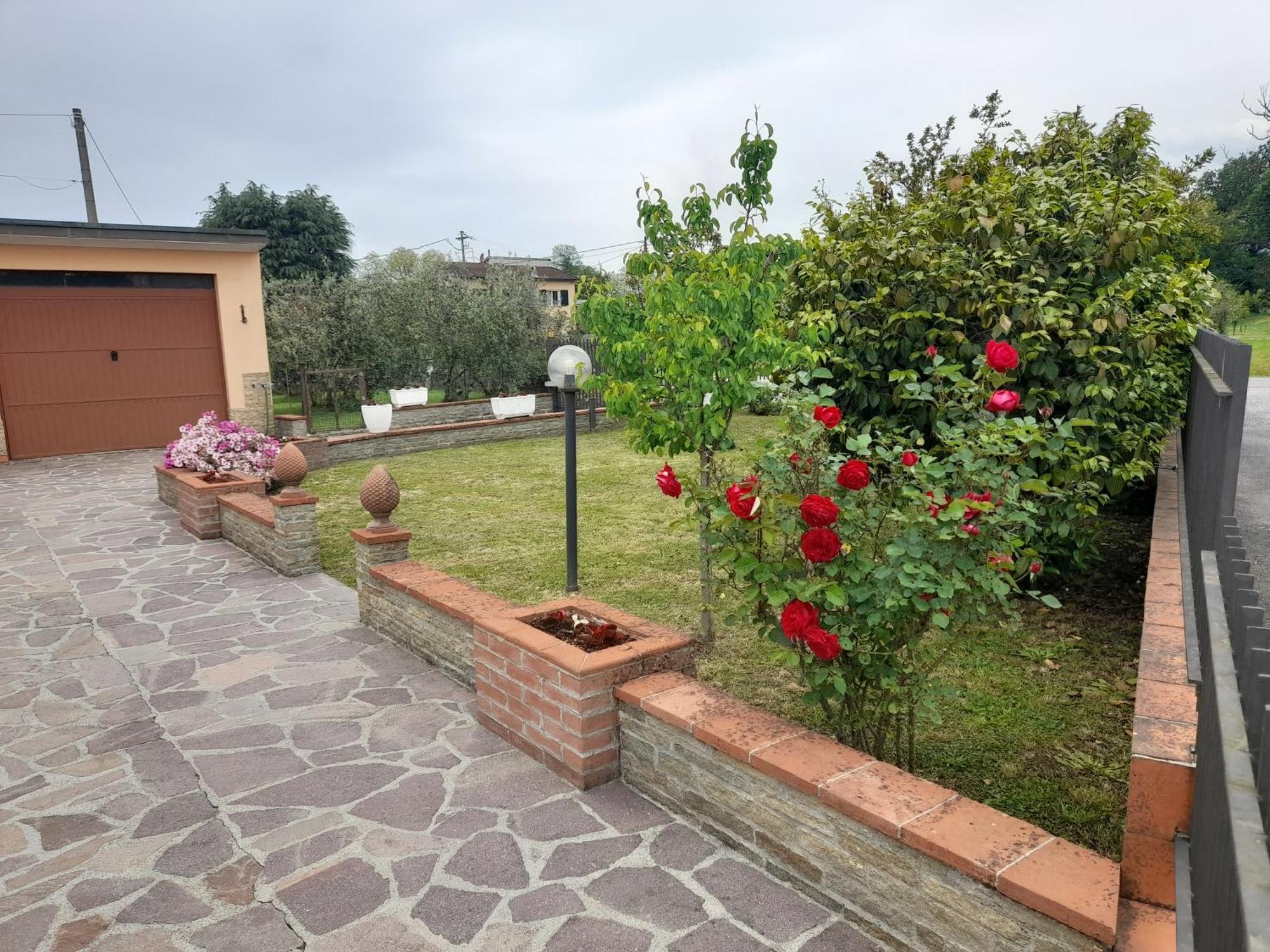 הוילה קאפאנורי Casa Camelia מראה חיצוני תמונה
